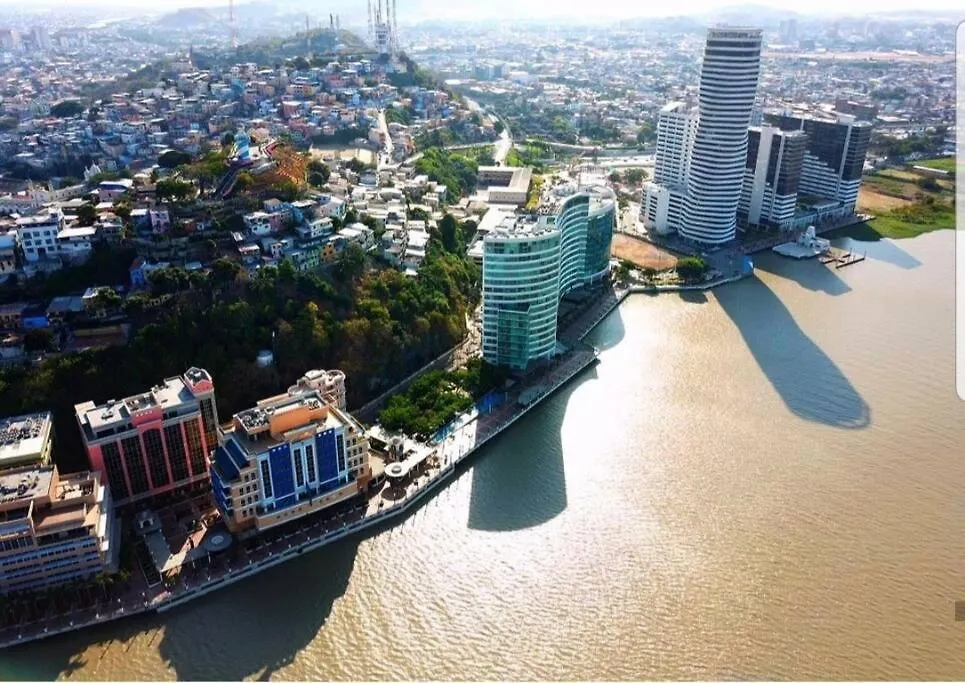 아파트 New Habitacion Vista Al Rio Bellini III Santa Ana 과야킬