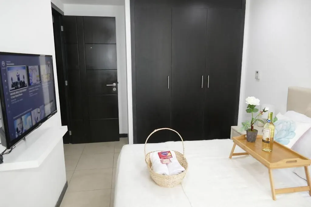아파트 New Habitacion Vista Al Rio Bellini III Santa Ana 과야킬 에콰도르